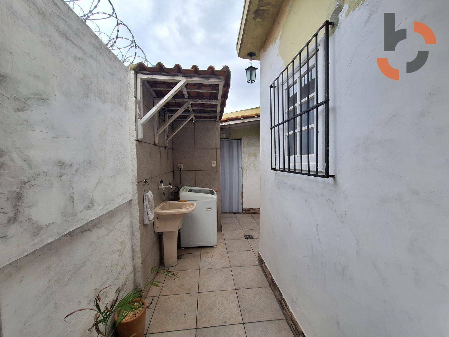 Casa à venda com 3 quartos, 197m² - Foto 6