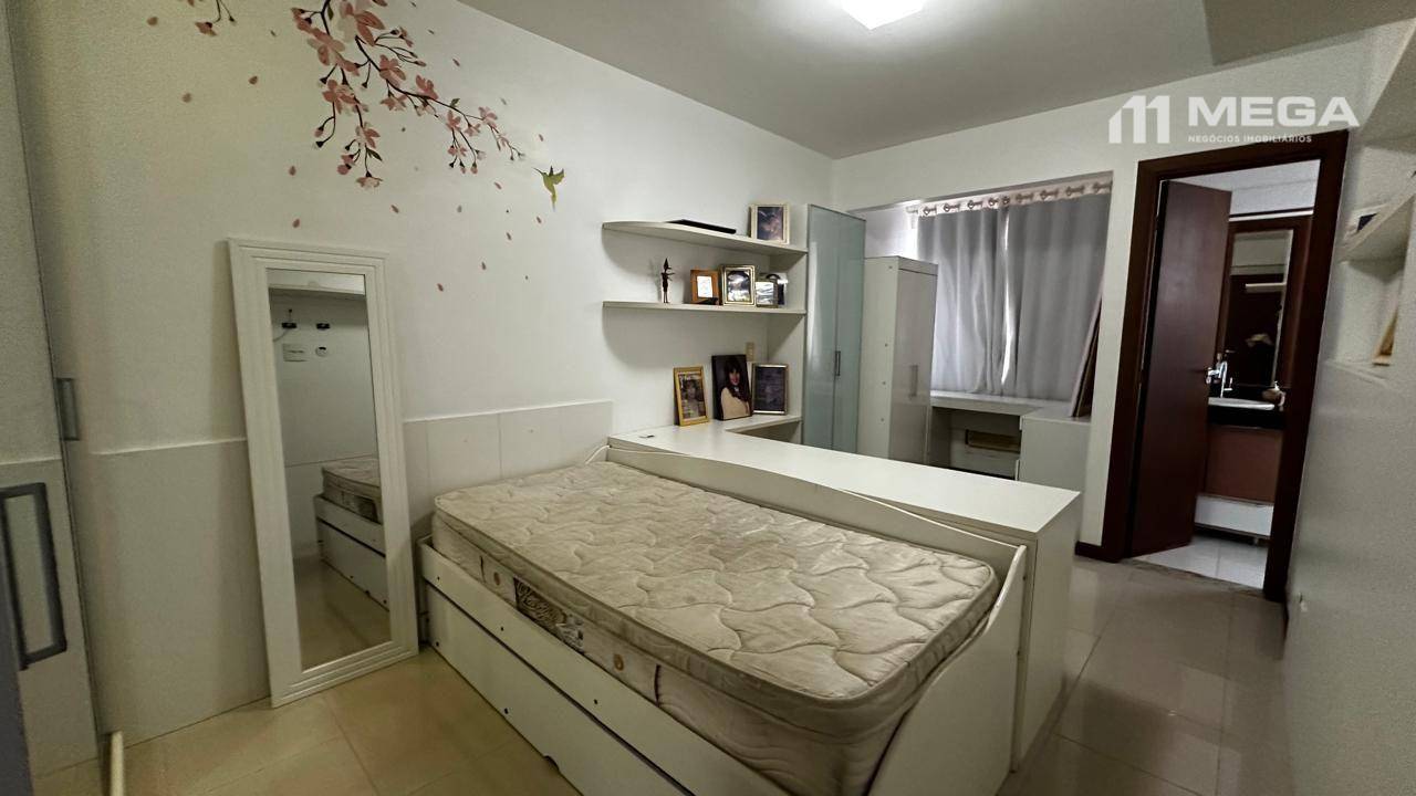 Apartamento à venda com 3 quartos, 156m² - Foto 18