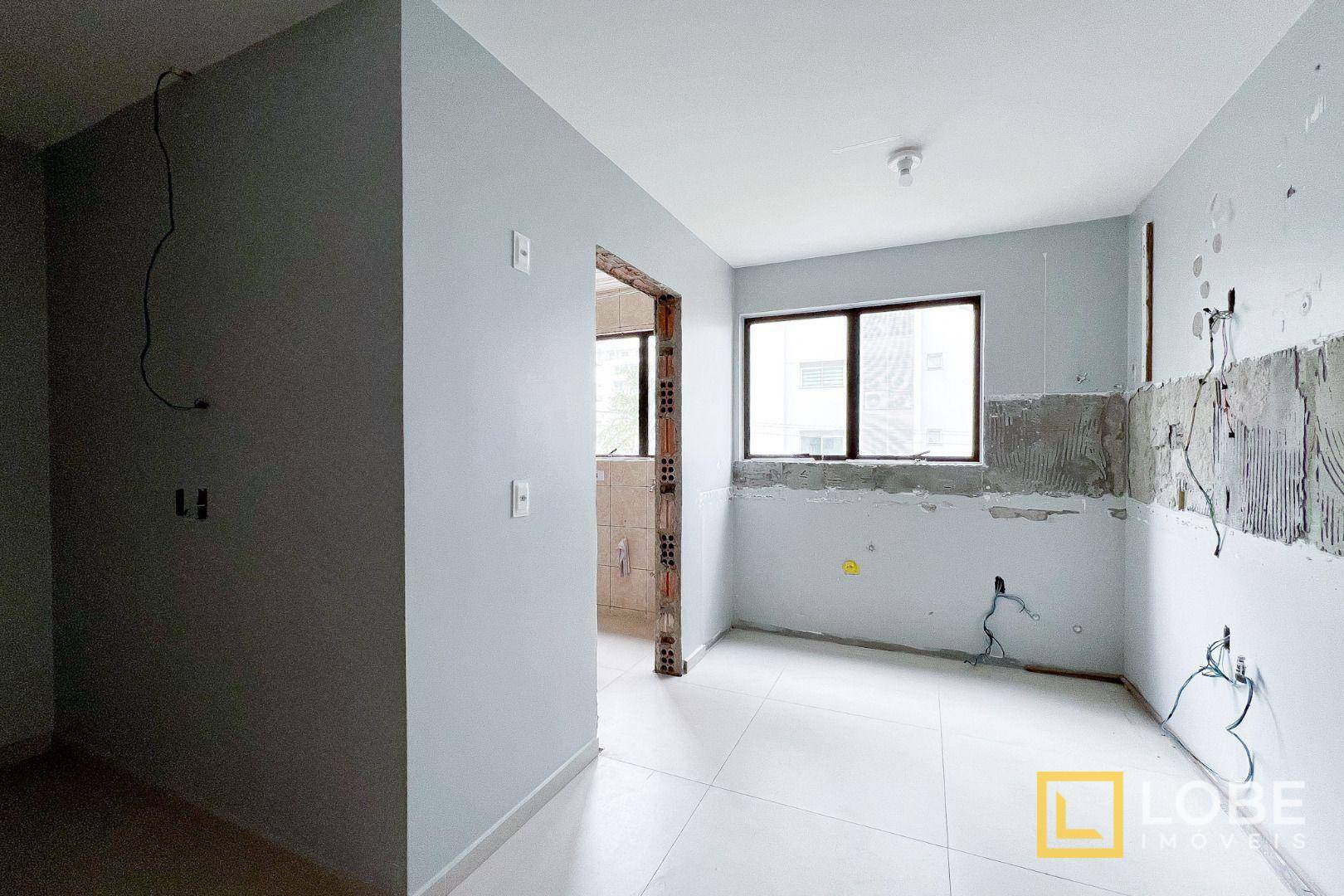 Apartamento à venda com 3 quartos, 120m² - Foto 4