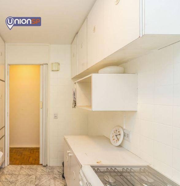 Apartamento à venda com 2 quartos, 70m² - Foto 13