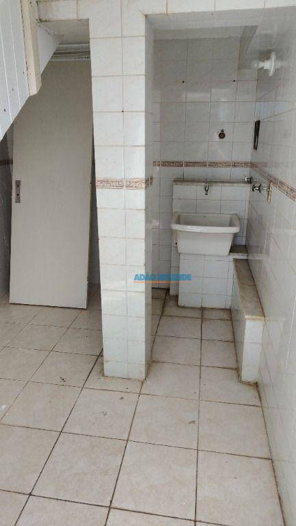 Casa à venda com 3 quartos, 93m² - Foto 28