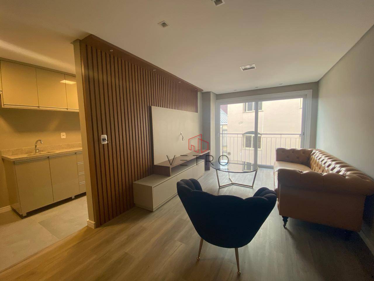 Apartamento à venda com 2 quartos, 77m² - Foto 2