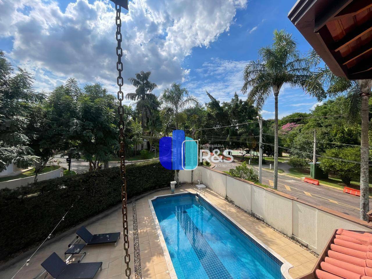 Casa de Condomínio para alugar com 4 quartos, 393m² - Foto 3