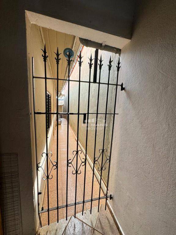 Casa à venda com 3 quartos, 140m² - Foto 19