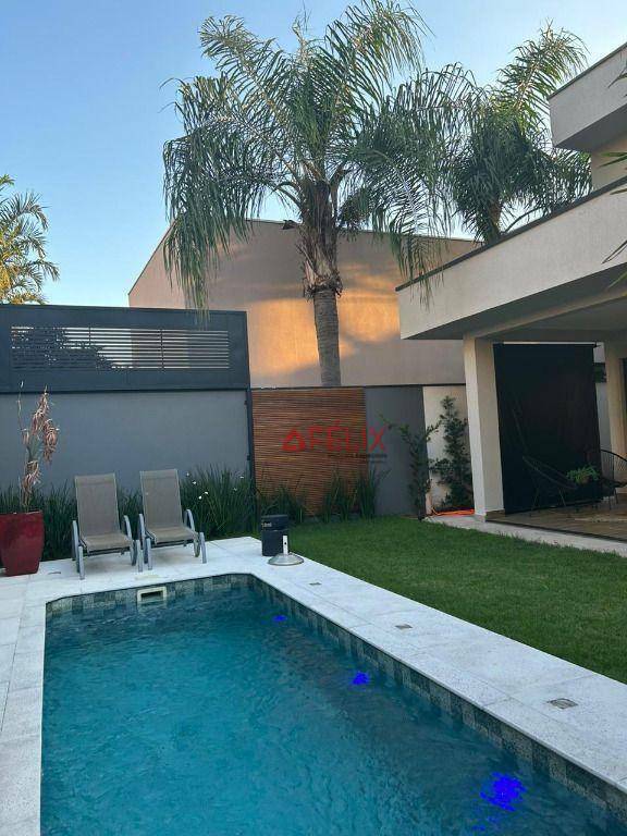 Sobrado à venda e aluguel com 3 quartos, 242m² - Foto 13