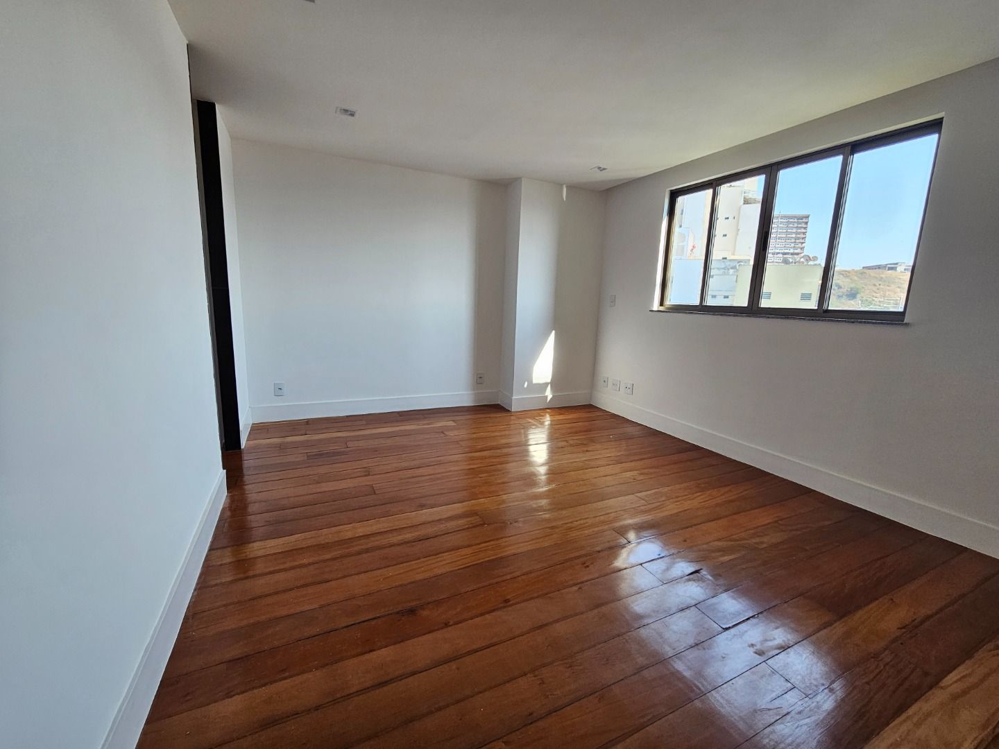 Cobertura à venda com 4 quartos, 280m² - Foto 18