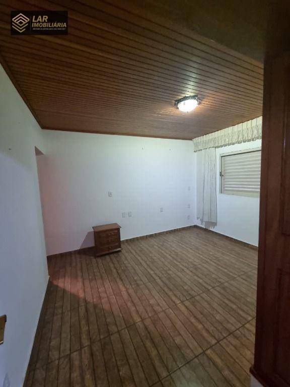 Casa à venda com 2 quartos, 160m² - Foto 5