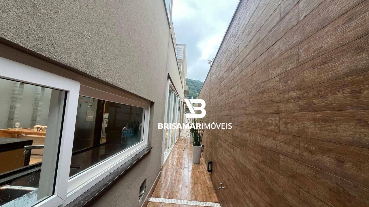 Casa à venda e aluguel com 4 quartos, 458m² - Foto 36