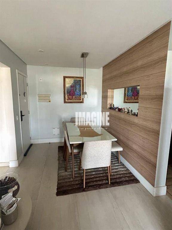 Apartamento à venda com 3 quartos, 72m² - Foto 3