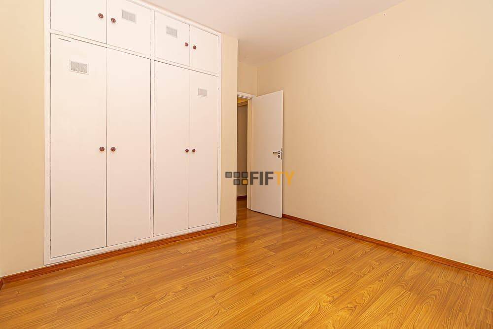 Apartamento à venda com 3 quartos, 128m² - Foto 17