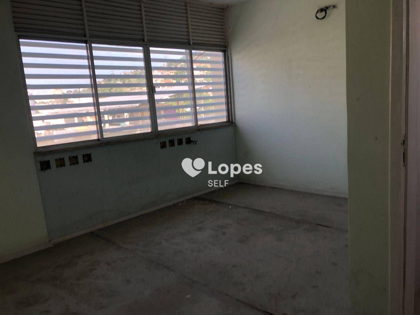 Casa à venda com 13 quartos, 853m² - Foto 1