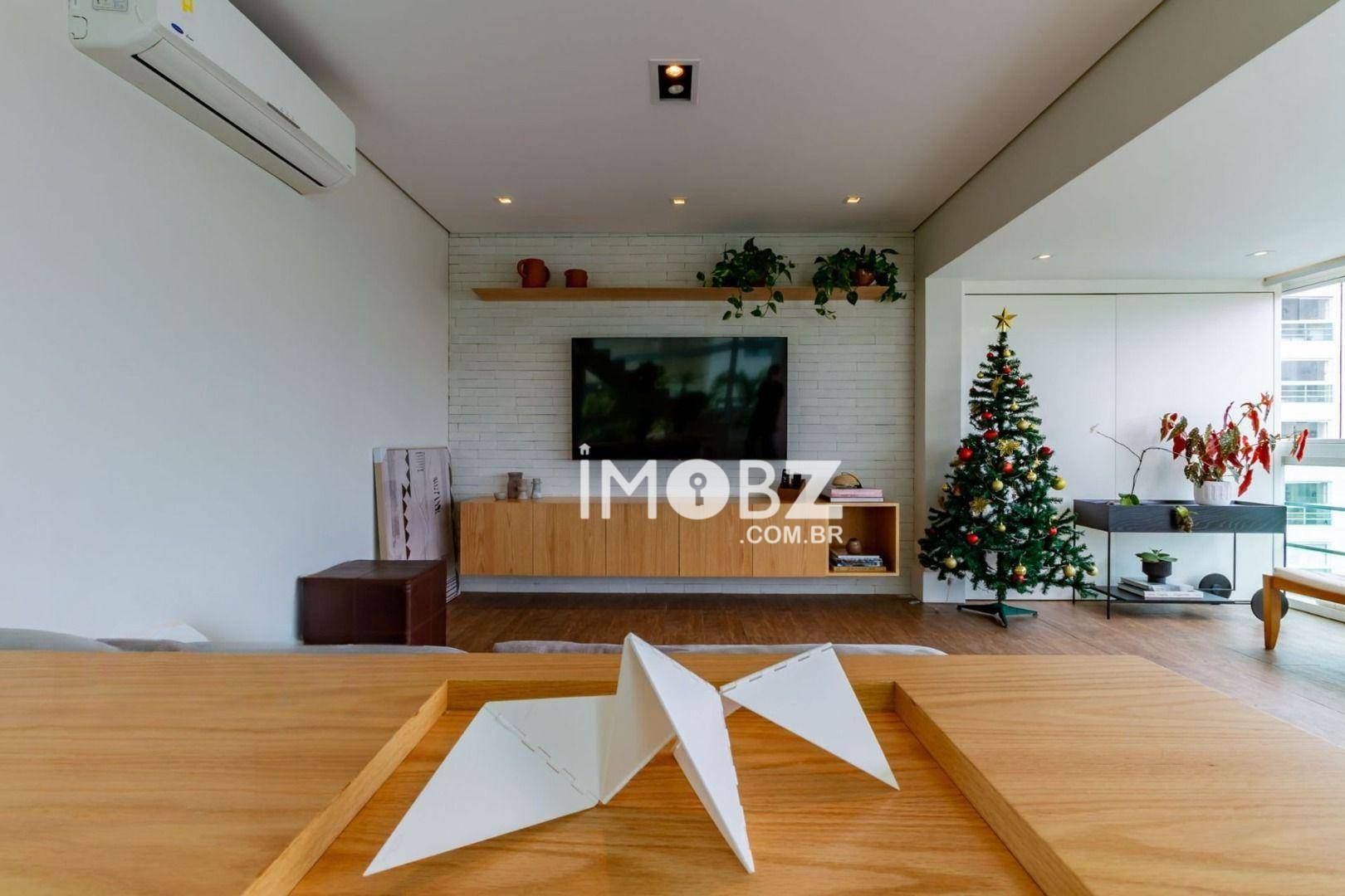 Apartamento à venda com 3 quartos, 171m² - Foto 4