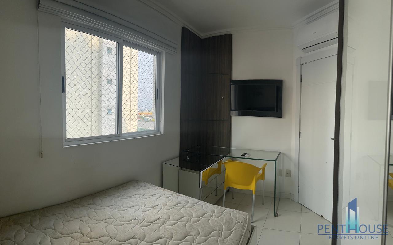 Apartamento para alugar com 3 quartos, 104m² - Foto 11