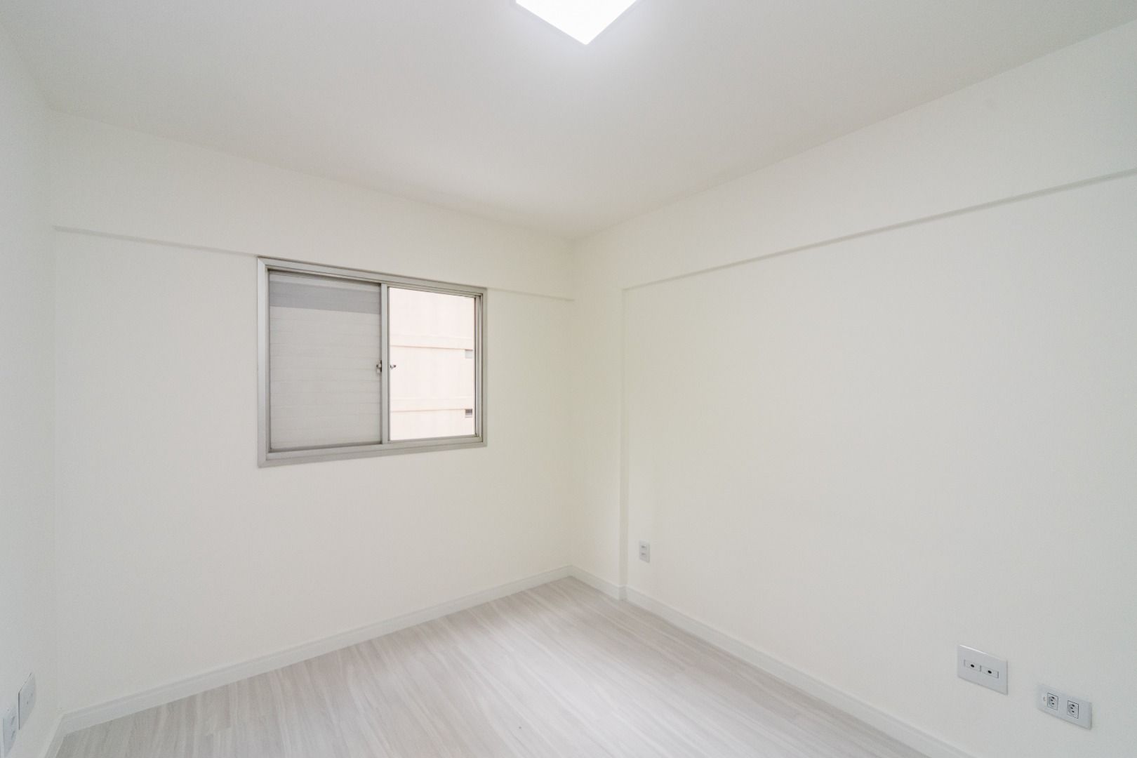 Apartamento à venda com 2 quartos, 61m² - Foto 24