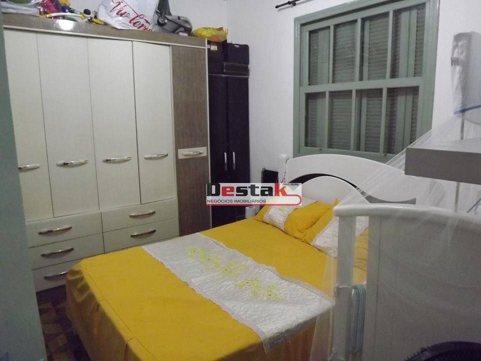 Sobrado à venda com 2 quartos, 240m² - Foto 15