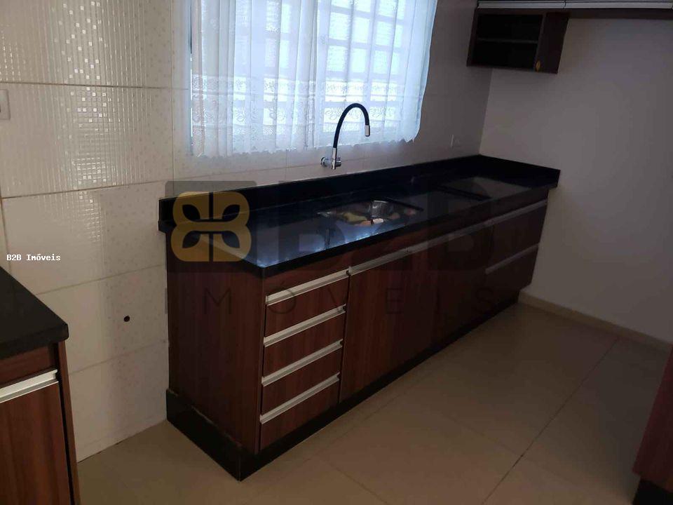 Casa à venda com 3 quartos - Foto 4