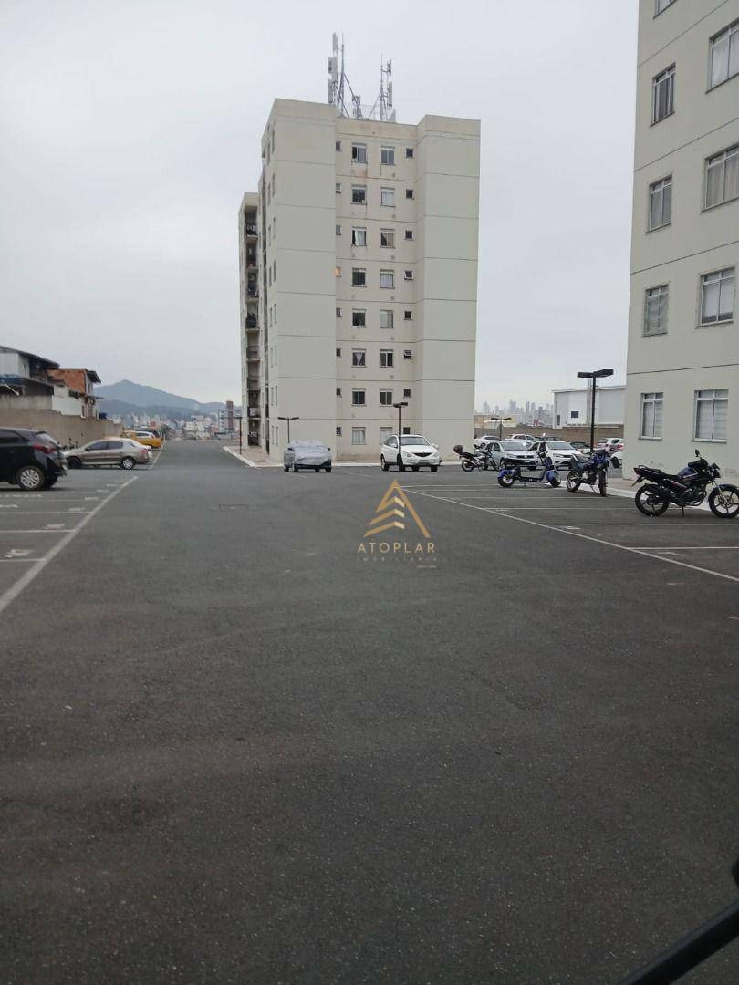 Apartamento à venda com 1 quarto, 50m² - Foto 11