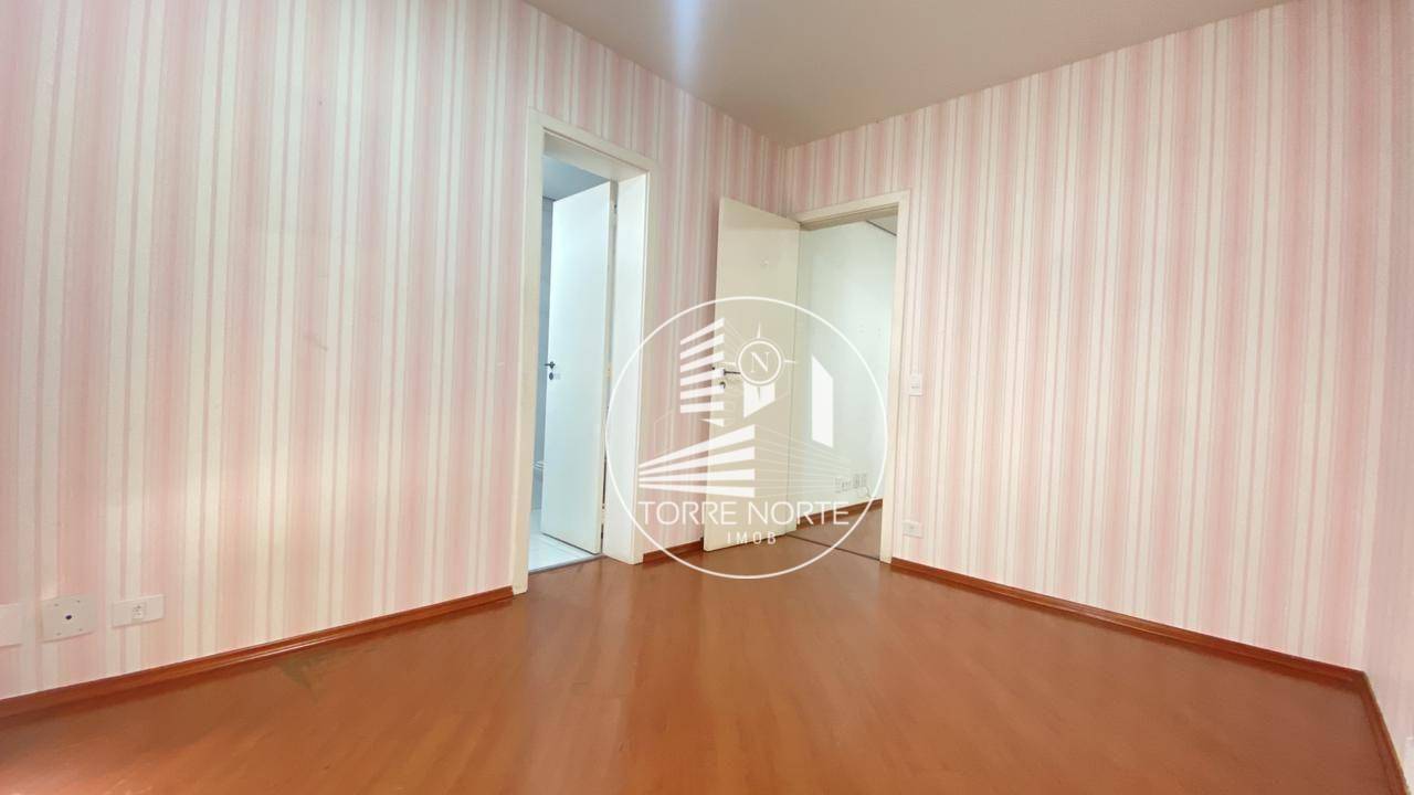 Apartamento à venda com 4 quartos, 200m² - Foto 12