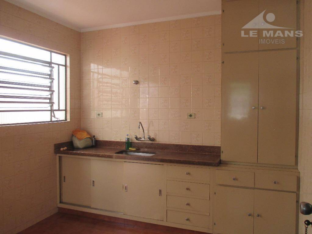 Casa para alugar com 3 quartos, 122m² - Foto 19