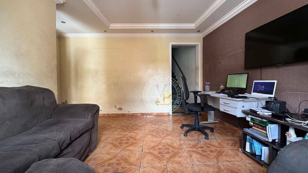 Casa à venda e aluguel com 3 quartos, 150m² - Foto 4