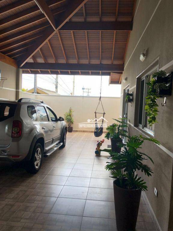 Casa à venda com 3 quartos, 160m² - Foto 4