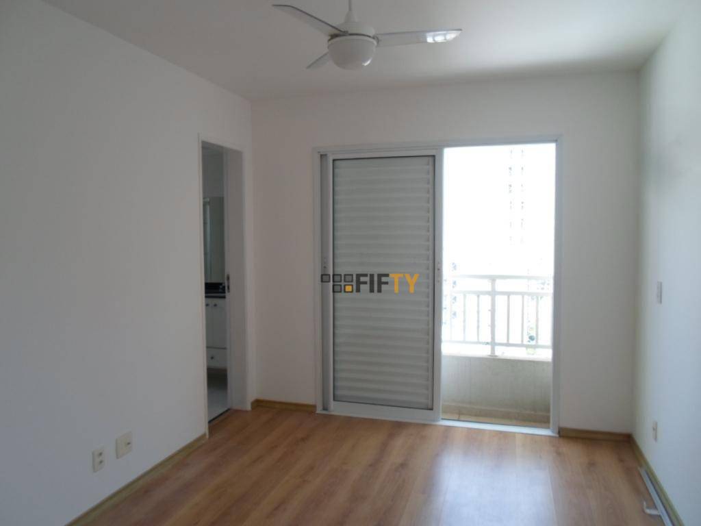 Apartamento para alugar com 3 quartos, 97m² - Foto 30