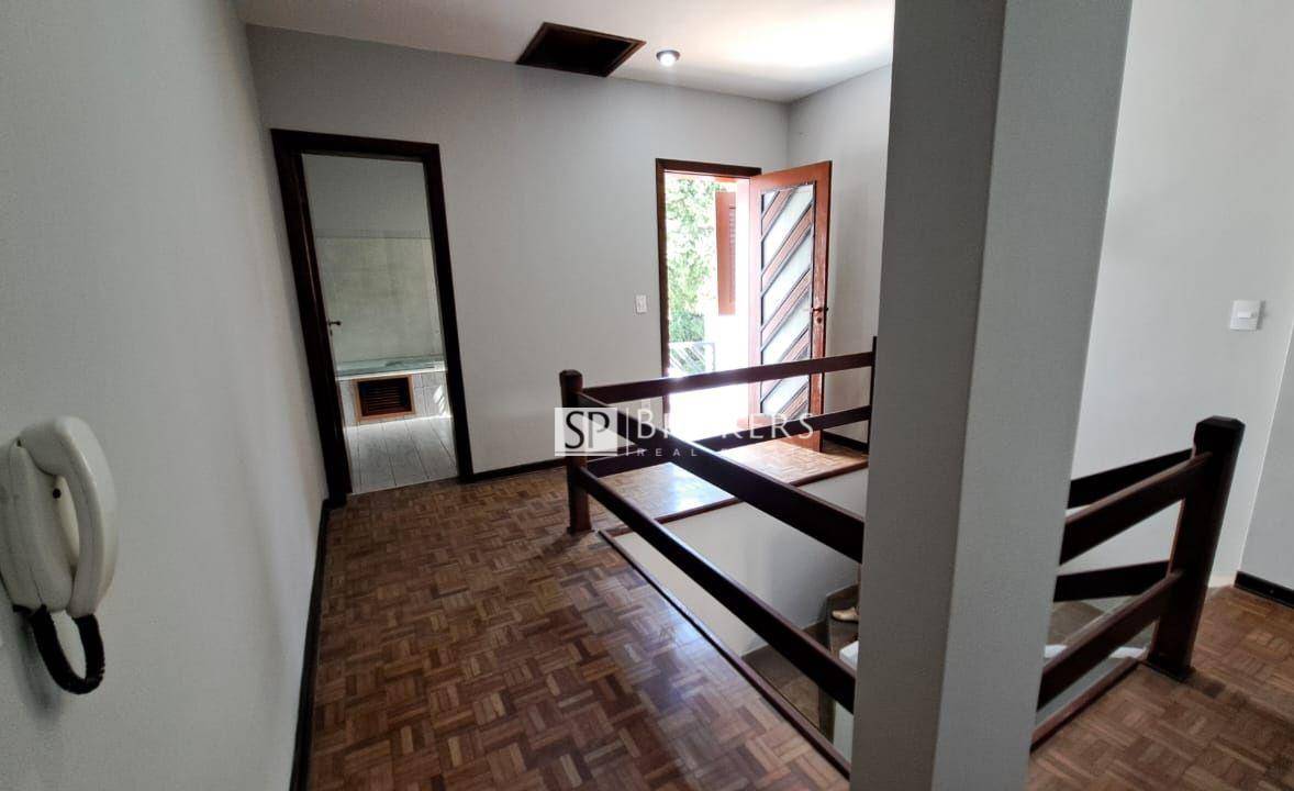 Casa para alugar com 3 quartos, 280m² - Foto 15