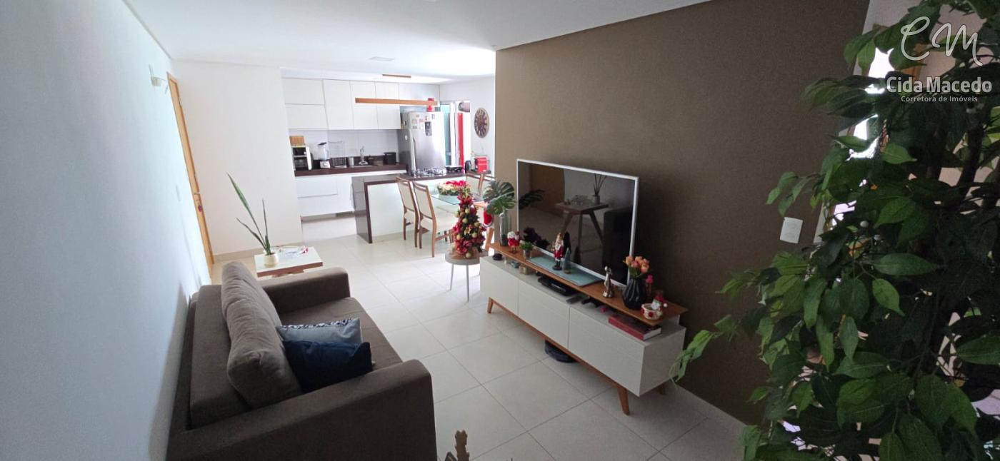 Apartamento à venda com 2 quartos, 67m² - Foto 3