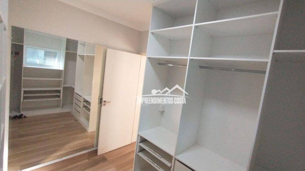 Casa de Condomínio à venda com 3 quartos, 228m² - Foto 19