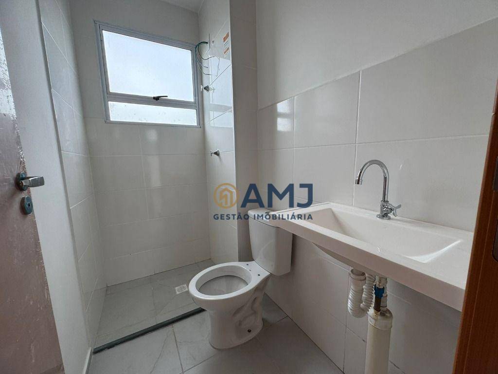 Apartamento à venda com 2 quartos, 40m² - Foto 9