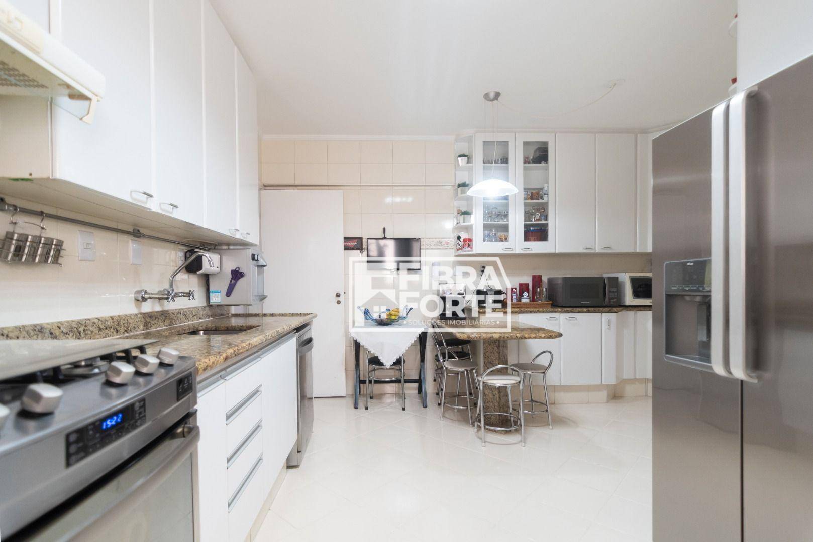 Apartamento à venda com 3 quartos, 132m² - Foto 6