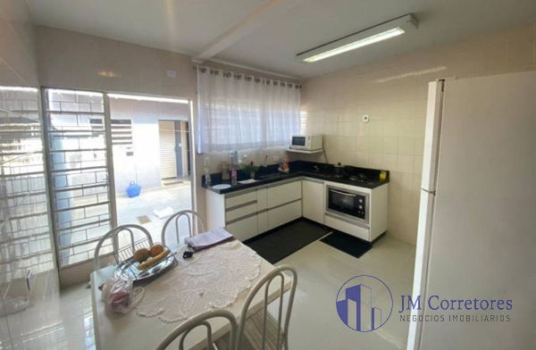 Casa à venda com 3 quartos, 192m² - Foto 19