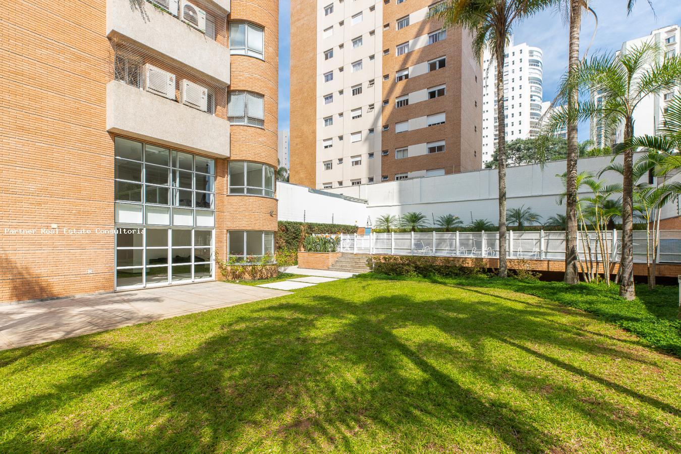 Apartamento à venda com 3 quartos, 243m² - Foto 45