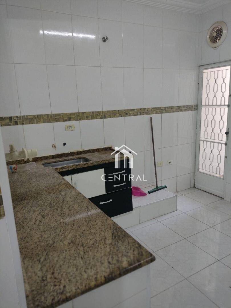 Sobrado à venda com 4 quartos, 247m² - Foto 13