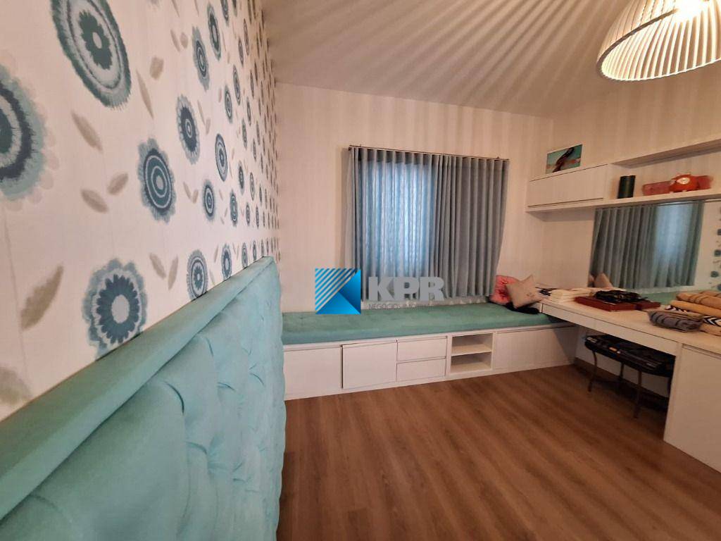 Casa de Condomínio para alugar com 4 quartos, 245m² - Foto 38