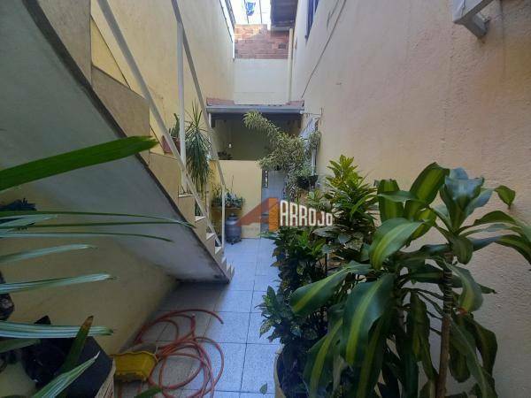 Sobrado à venda com 3 quartos, 165m² - Foto 7