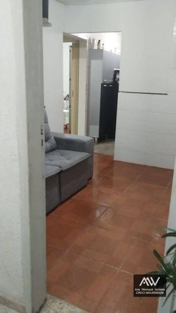 Casa de Condomínio à venda com 2 quartos, 43m² - Foto 2