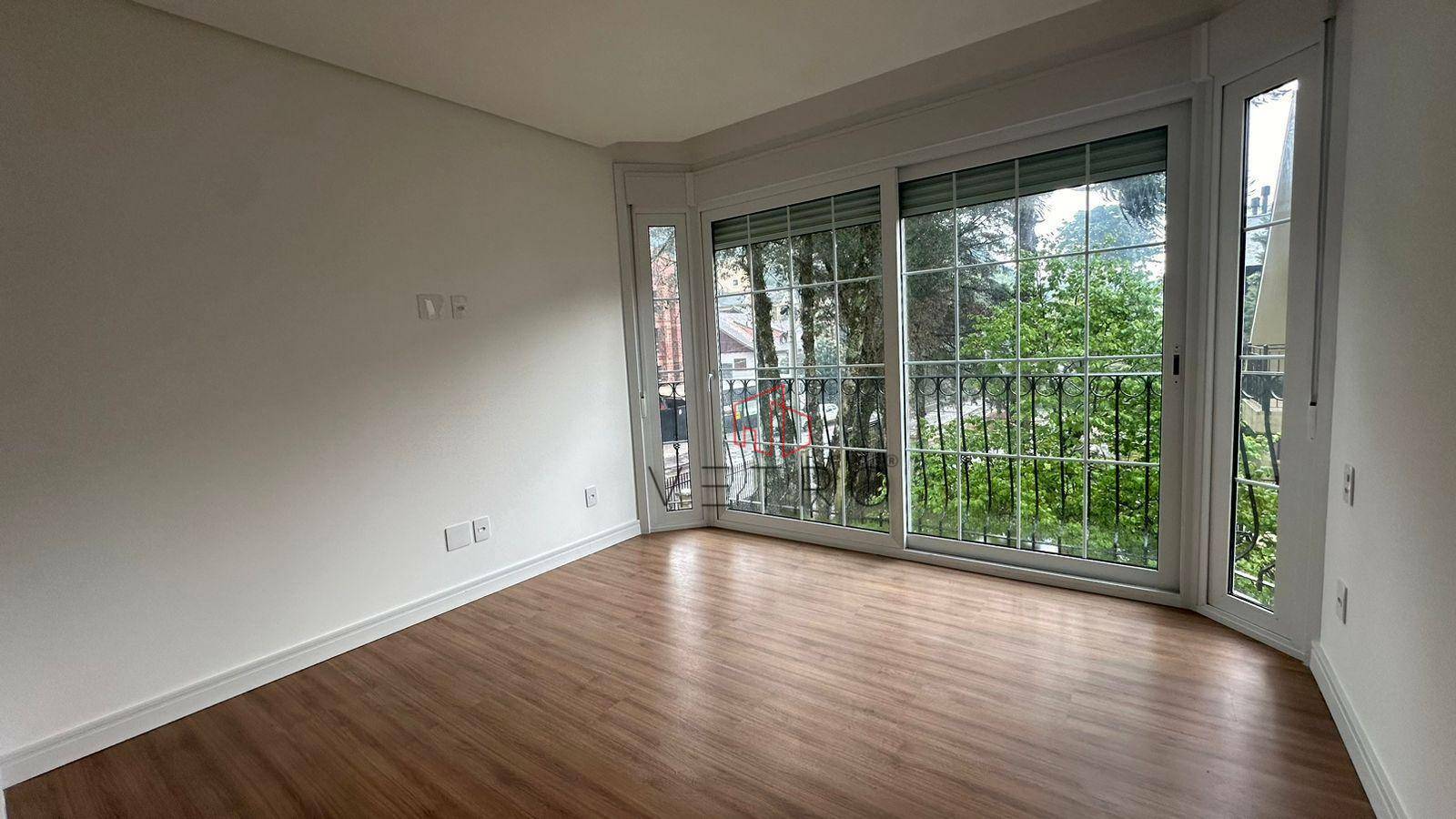 Apartamento à venda com 3 quartos, 157m² - Foto 7