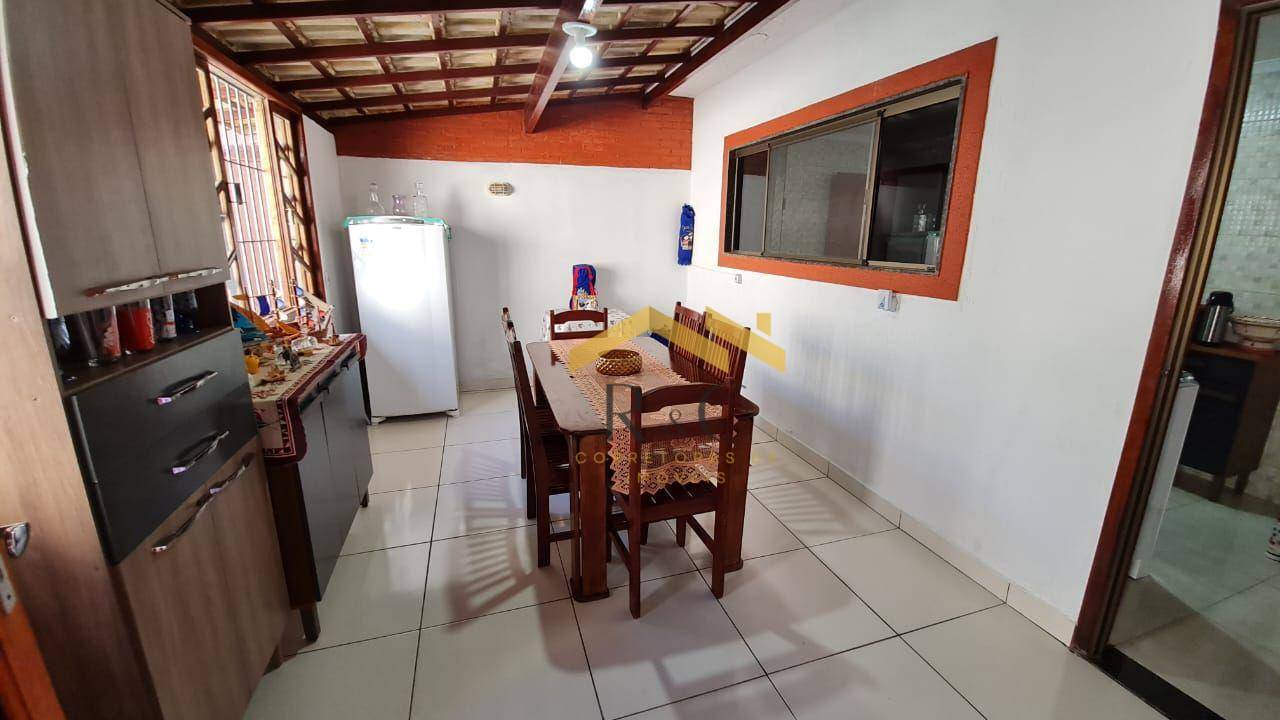 Casa à venda com 3 quartos, 150m² - Foto 10