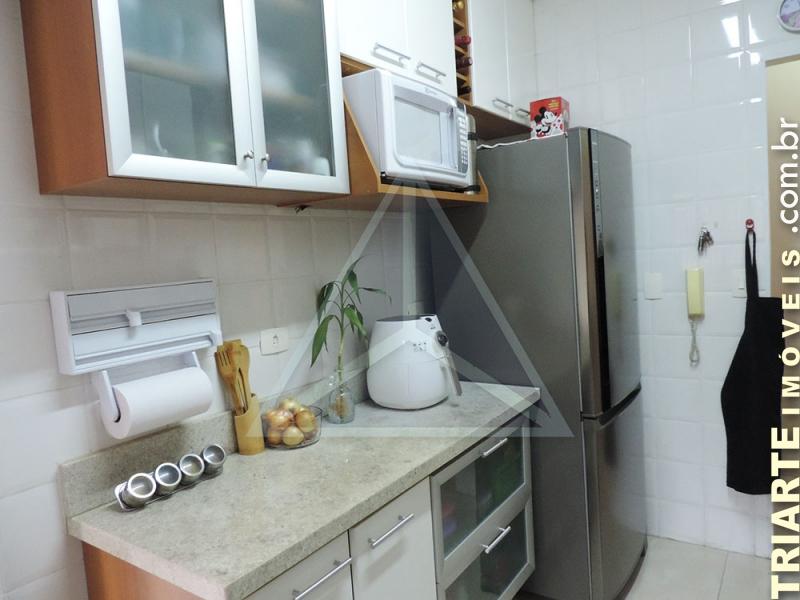 Apartamento à venda com 3 quartos, 74m² - Foto 7