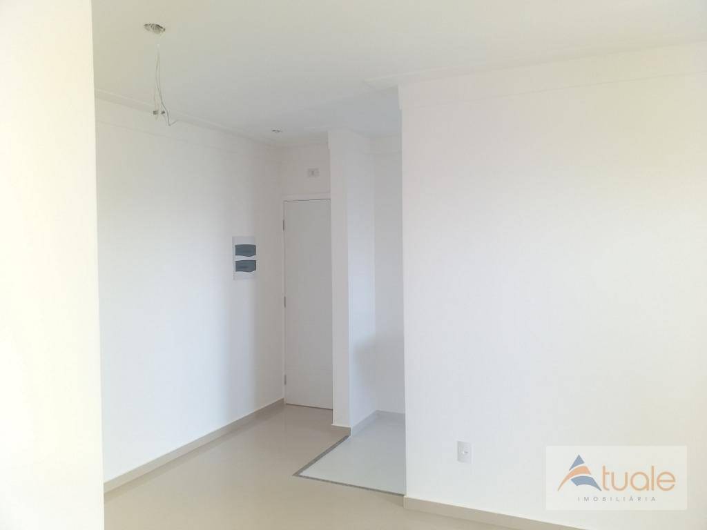 Apartamento à venda com 2 quartos, 58m² - Foto 3