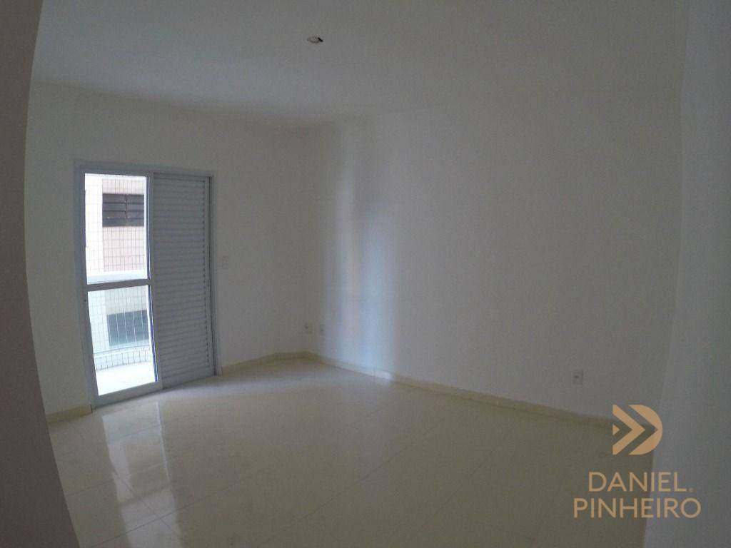 Apartamento à venda com 3 quartos, 162m² - Foto 11