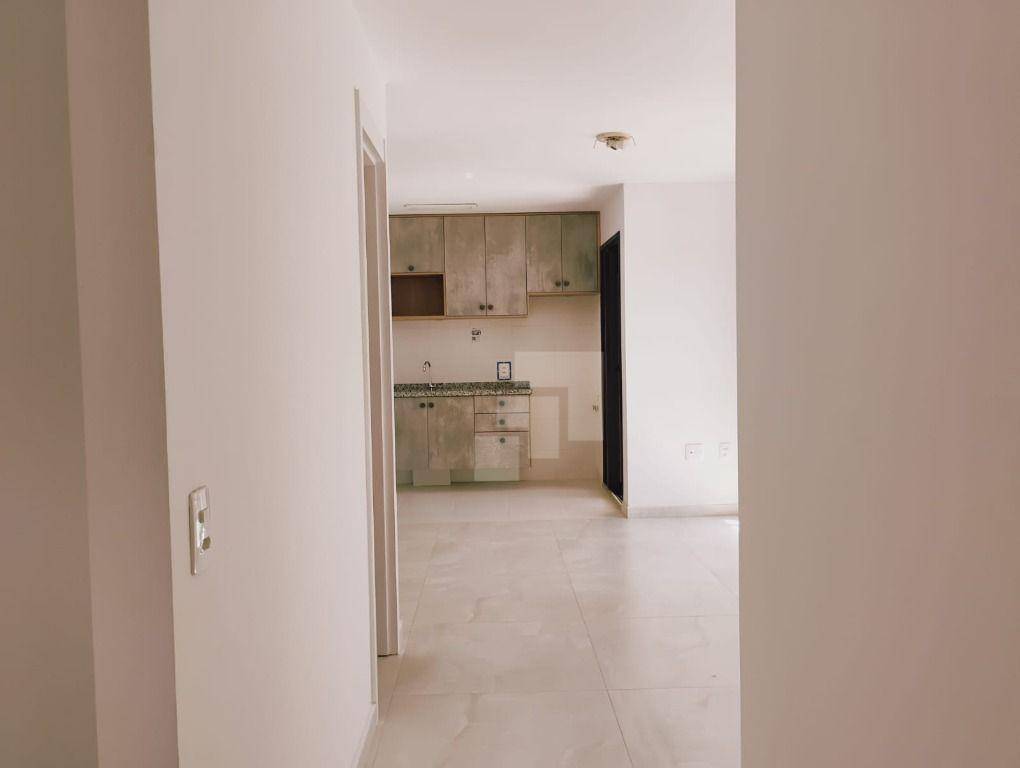 Apartamento para alugar com 2 quartos, 68m² - Foto 55