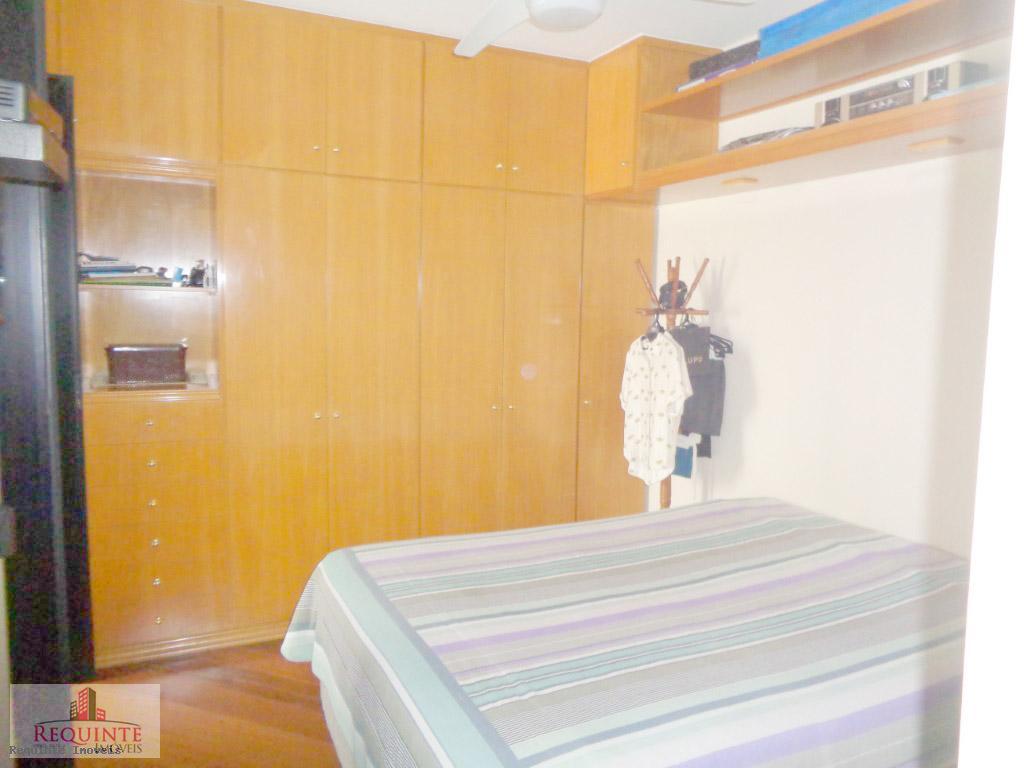 Apartamento à venda com 3 quartos, 95m² - Foto 17