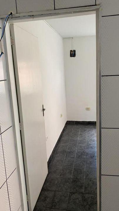 Casa à venda com 4 quartos, 300m² - Foto 16