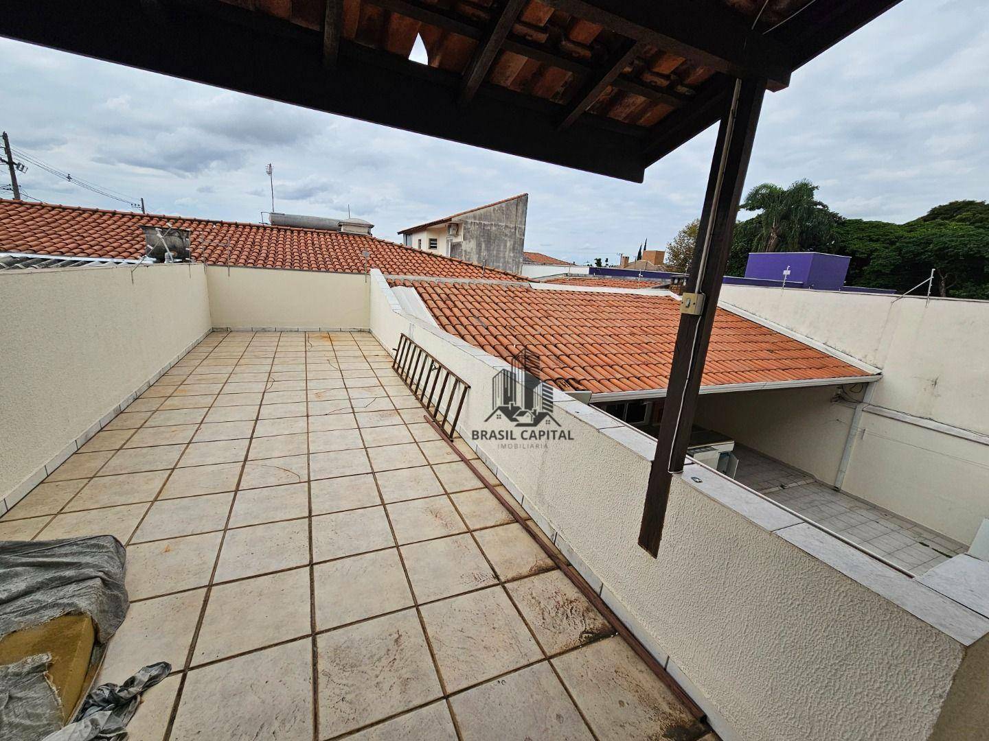 Sobrado à venda com 3 quartos, 300m² - Foto 12