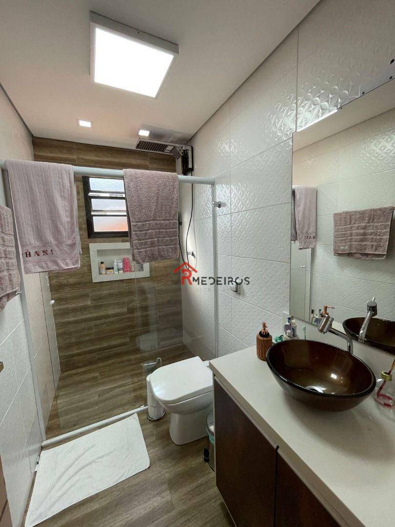 Sobrado à venda com 3 quartos, 150m² - Foto 11