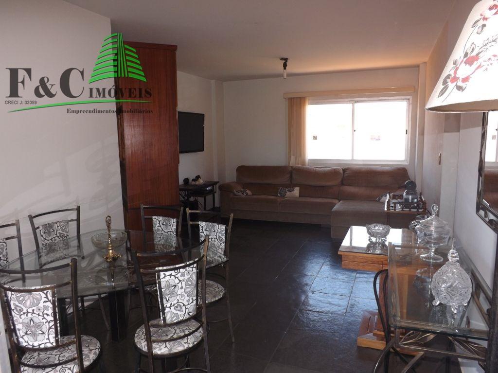 Apartamento à venda com 3 quartos, 90m² - Foto 2