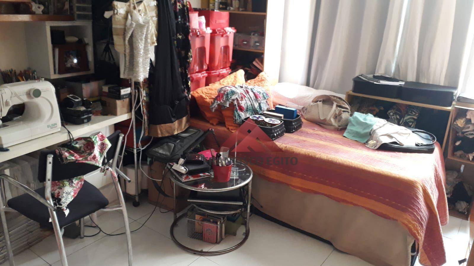 Apartamento à venda com 3 quartos, 75m² - Foto 10