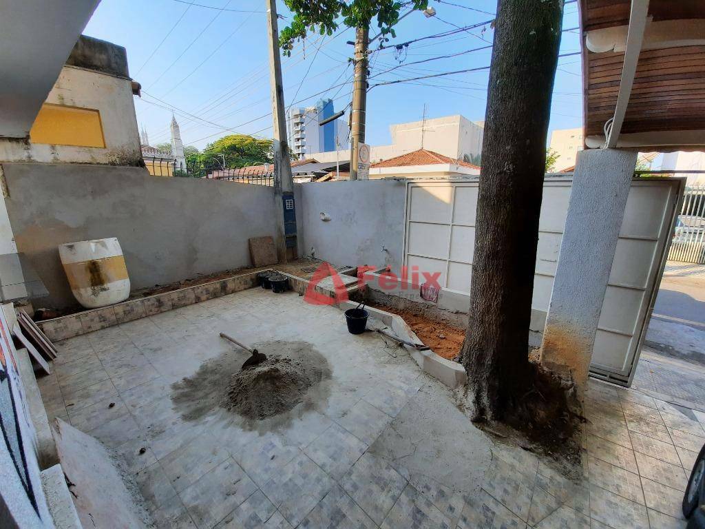 Casa à venda com 3 quartos, 300m² - Foto 3